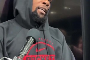 杜兰特：老詹定义了伟大的标准，他是我所要效仿的对象